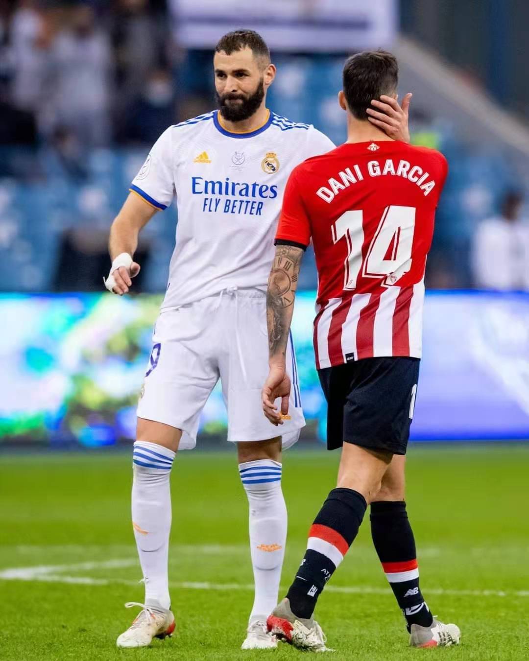 爱游戏官网-关于加时末段突围战来临，孟菲斯灰熊围绕国王杯伤情更新，更衣室稳定，医务组通报恢复的信息