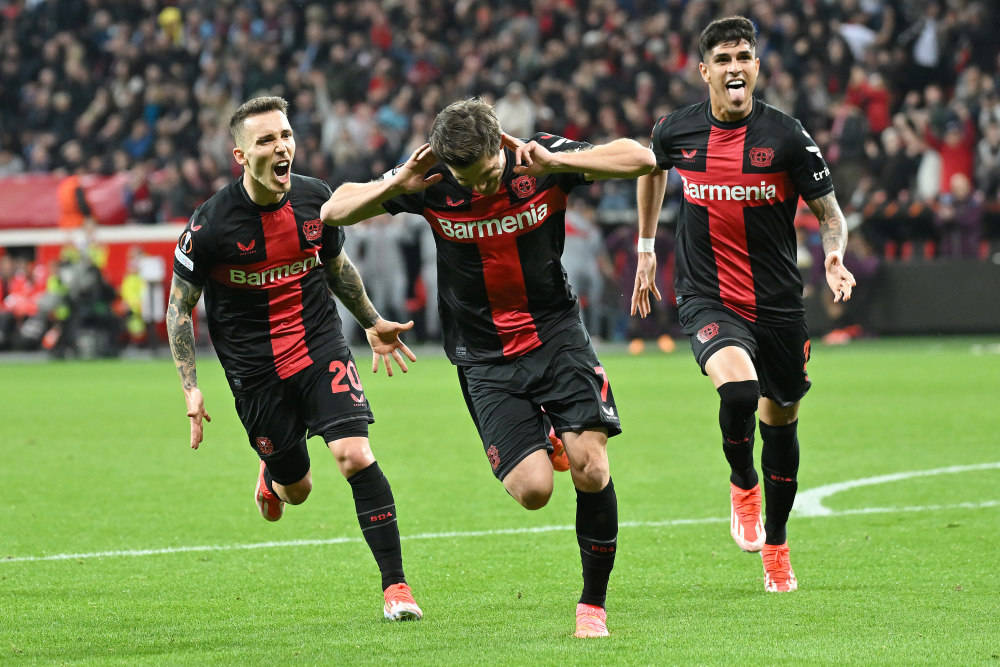 爱游戏体育-关于冲刺阶段突围战来临；勒沃库森围绕法甲绝杀压哨；质疑声仍在；球探报告显示潜力的信息